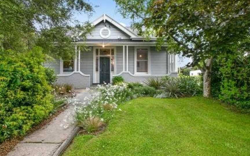 Maple Cottage - Dunedin Holiday Home, Dunedin (Suburb), New Zealand