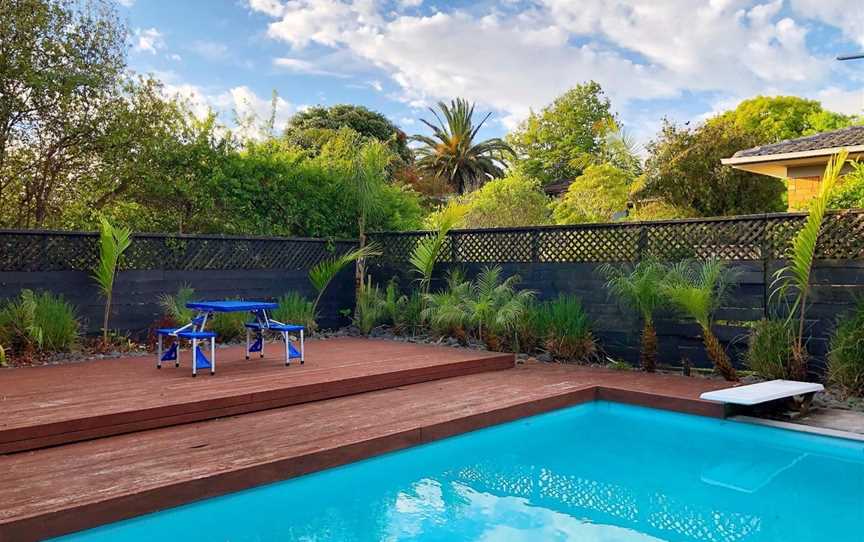 Swimming Pool Family Room with Bathroom-301, Castor Bay, New Zealand