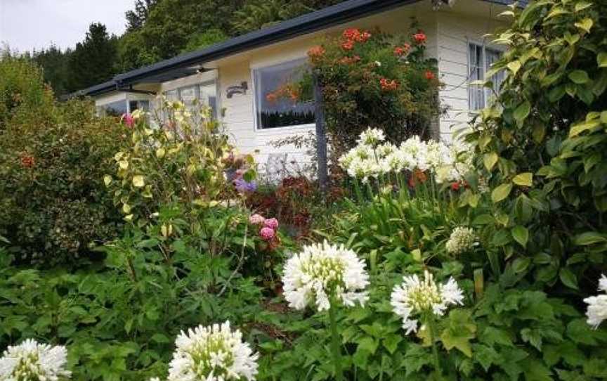 Mont's Cottage, Awatuna, New Zealand