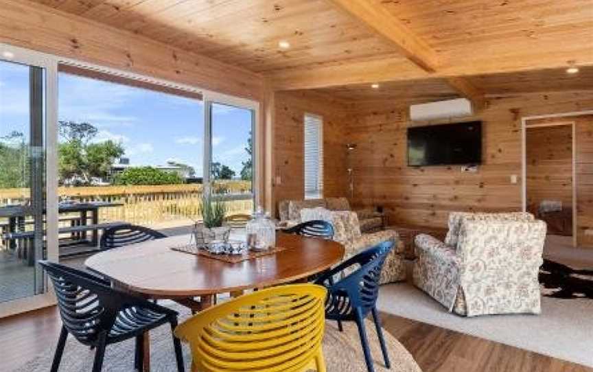 Matapouri Bayside Retreat - Matapouri Holiday Home, Tutukaka, New Zealand