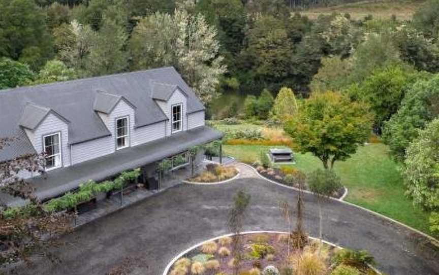 Maruia River Retreat, Murchison, New Zealand