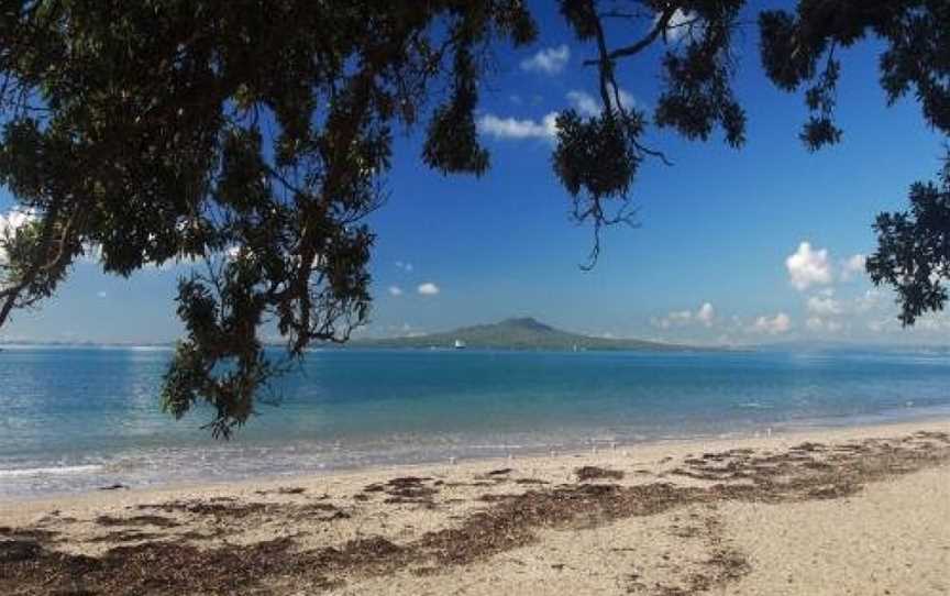 Whitby Studio, Mairangi Bay, New Zealand