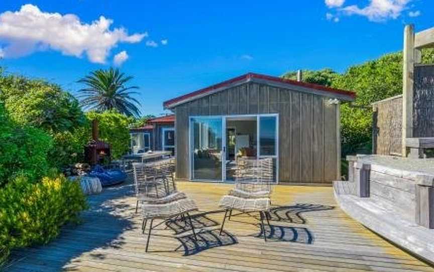 Relax on Rodney - Te Horo Beach Holiday Home, Otaki, New Zealand