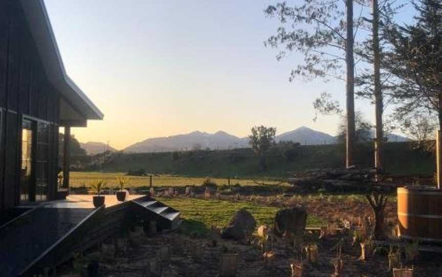 Hot tub at Fiery Peak Eco-Cottage, Geraldine, New Zealand