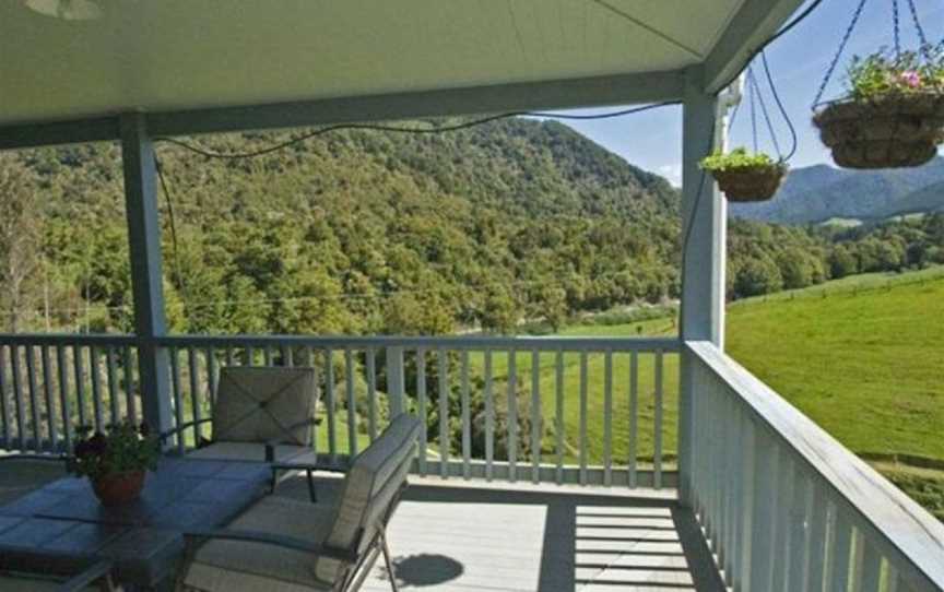 Pelorus River Views, Rai Valley, New Zealand