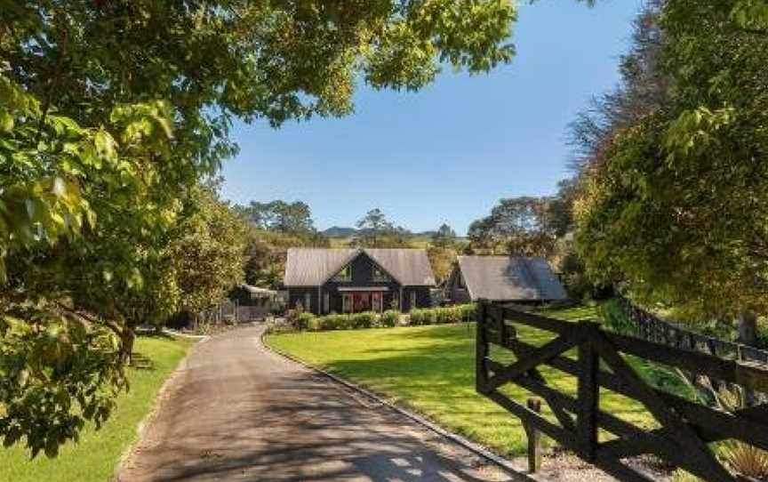 Fantail River Lodge, Waitangi, New Zealand