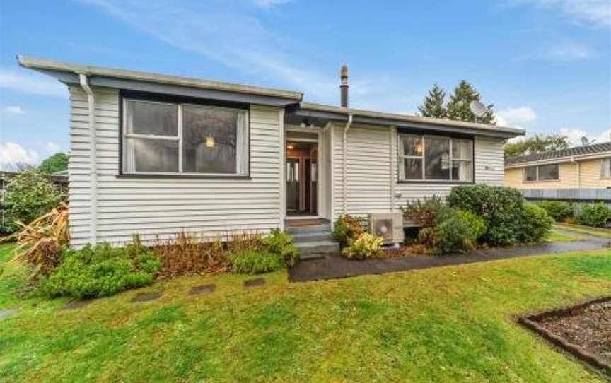 Crab Apple Cottage - Trangi Holiday Home, Turangi, New Zealand