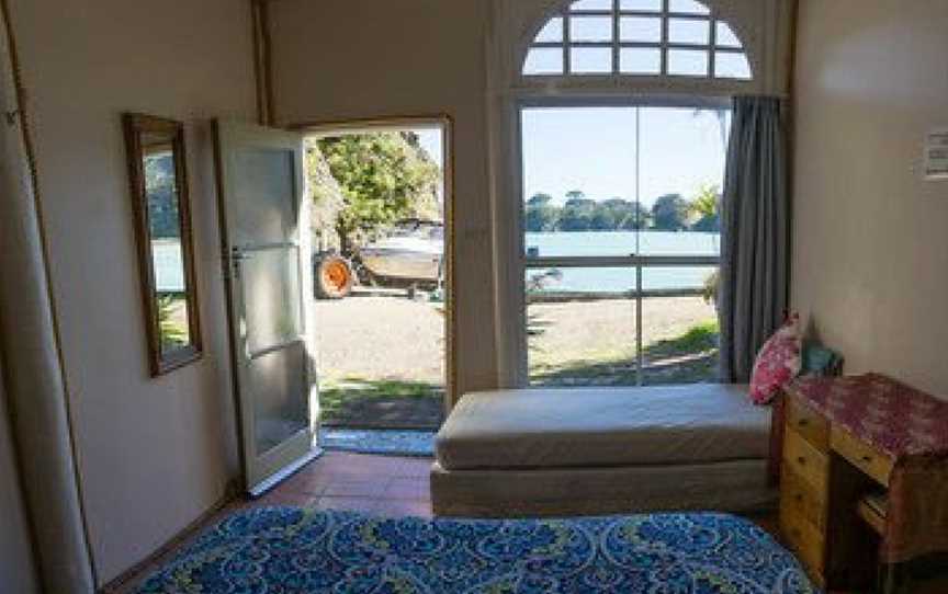 Maraehako Bay Retreat, Waihau Bay, New Zealand