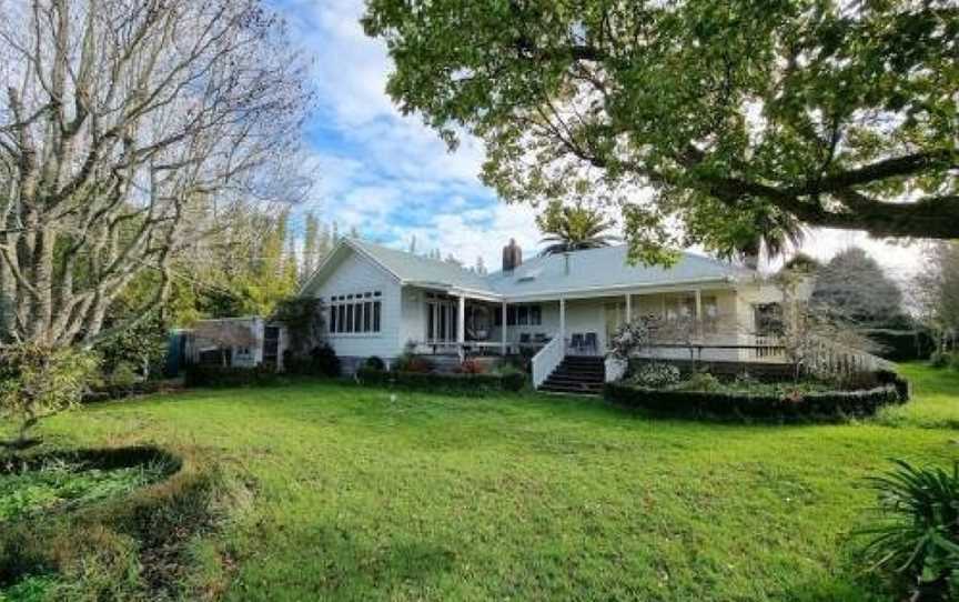 Wonderful 3BR House with Spacious Gardens - WiFi, Kumeu, New Zealand