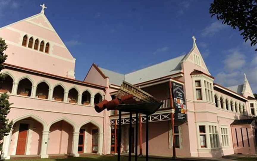 Bunbury Regional Art Galleries, Attractions in Bunbury