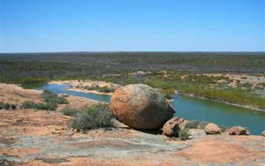 Burra Rocks, Attractions in Coolgardie