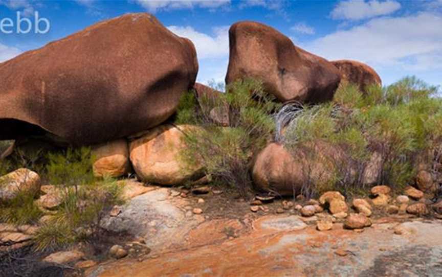 Dundas Rocks, Attractions in Norseman