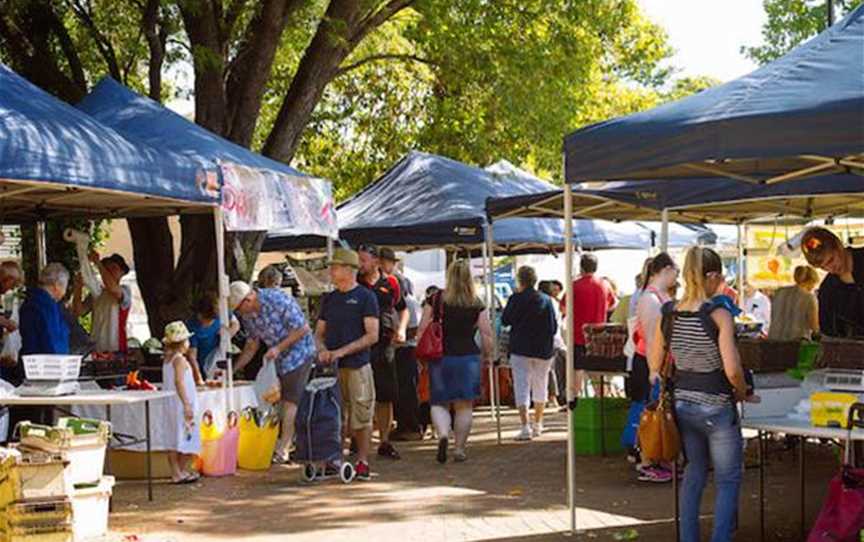 Kalamunda Artisan Market, Attractions in Kalamunda