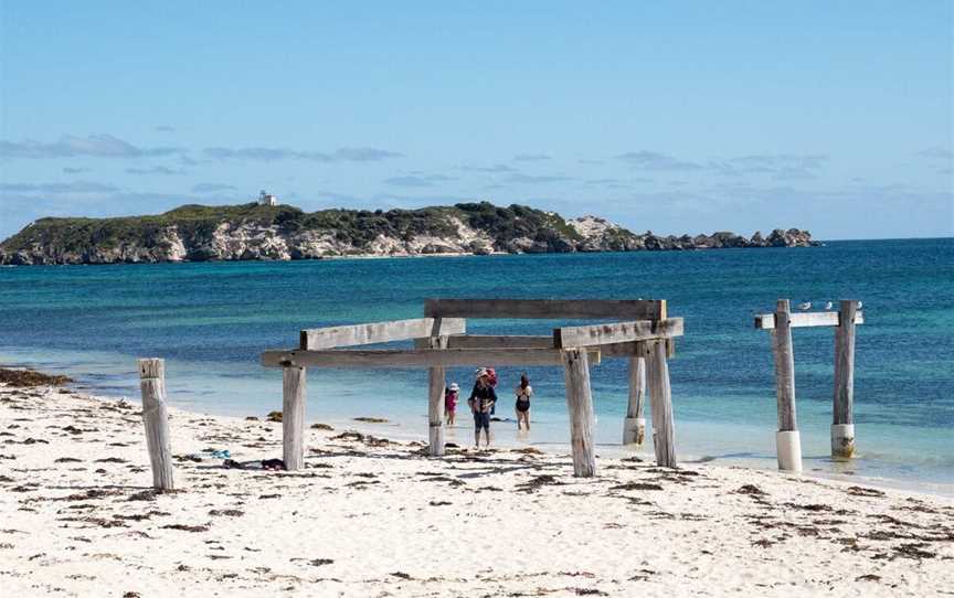 Hamelin Bay Beach, Tourist attractions in Hamelin Bay