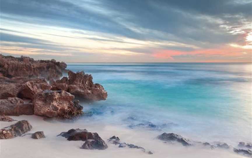 Snorkelling at Mettams Pool, Attractions in Trigg