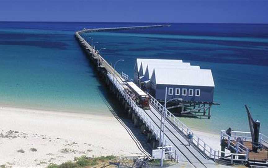 Busselton Jetty, Attractions in Busselton