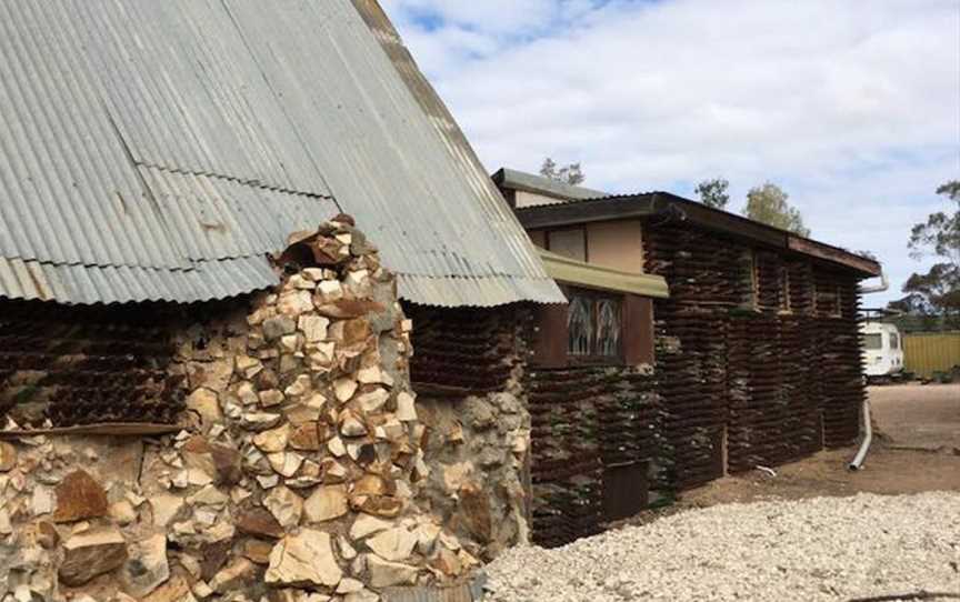 Bottle House and Mining Museum, Lightning Ridge, NSW