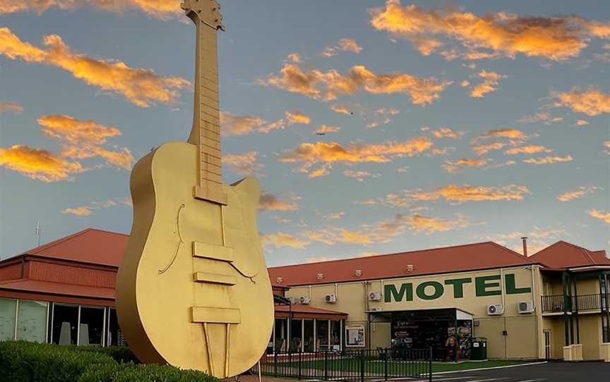 Tamworth Visitor Information Centre at the Big Golden Guitar, Tamworth, NSW