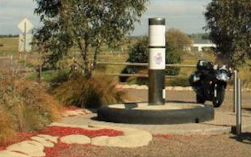 1924 Motorcycle Grand Prix Memorial, Tourist attractions in Brisbane Grove