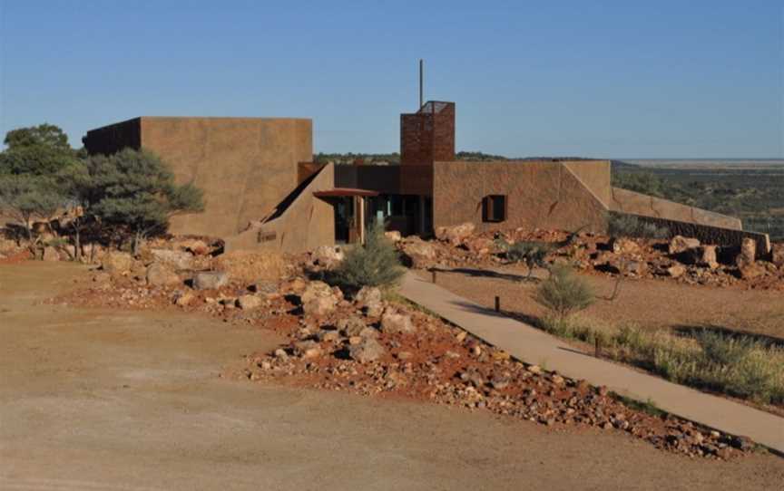 Australian Age of Dinosaurs, Tourist attractions in Winton