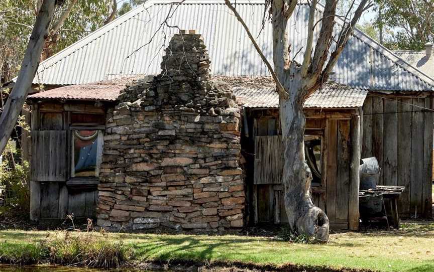 Inverell Pioneer Village, Attractions in Inverell