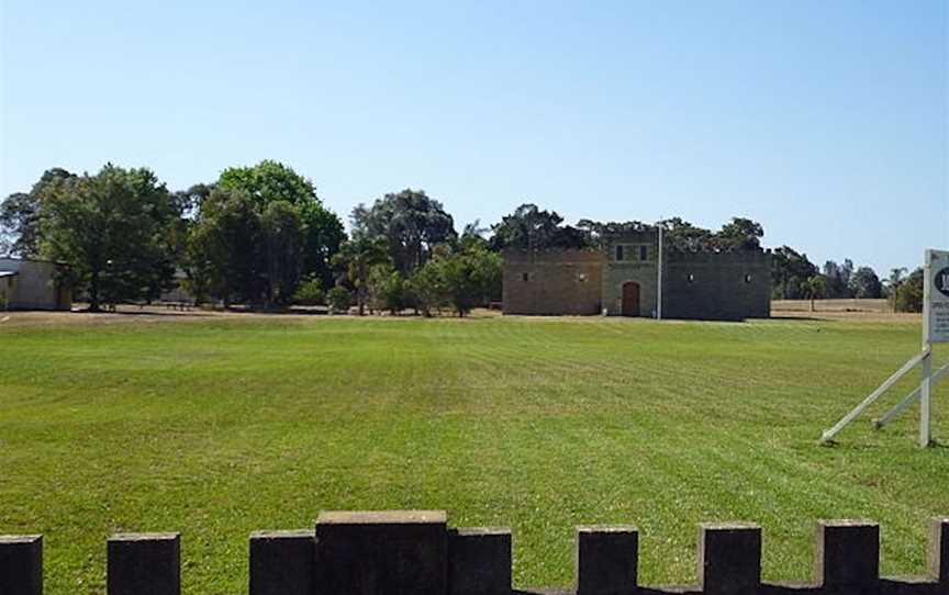 Monarch Historical Museum, Attractions in Williamtown