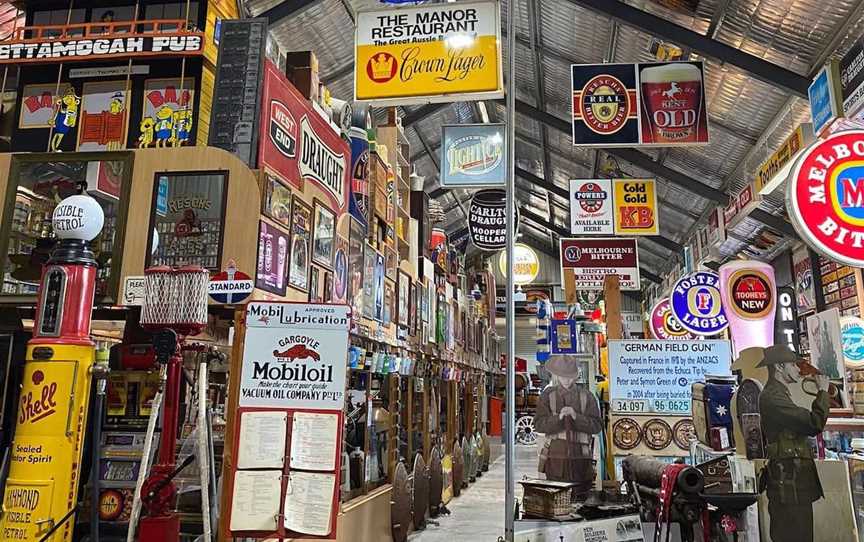 The Great Aussie Beer Shed and Heritage Farm Museum, Attractions in Echuca