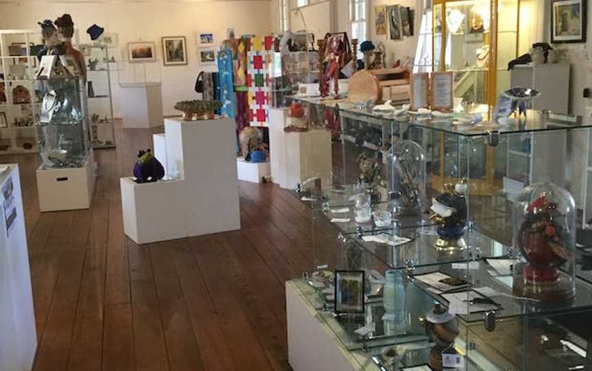 Gallery On Track, Goulburn, NSW