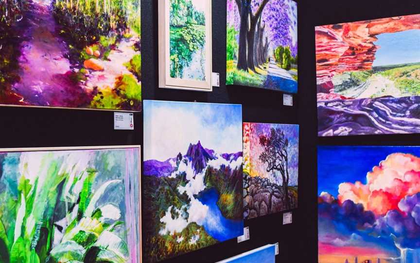 d'Arcy Doyle Art Awards, Tourist attractions in Mudgeeraba