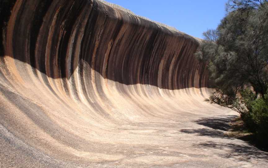 Wave Rock, Attractions in Hyden