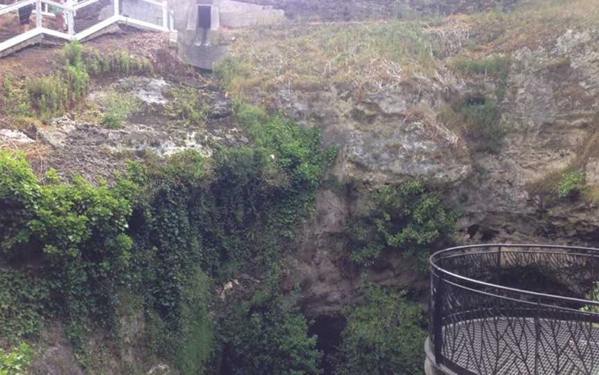 Cave Gardens, Mount Gambier, SA