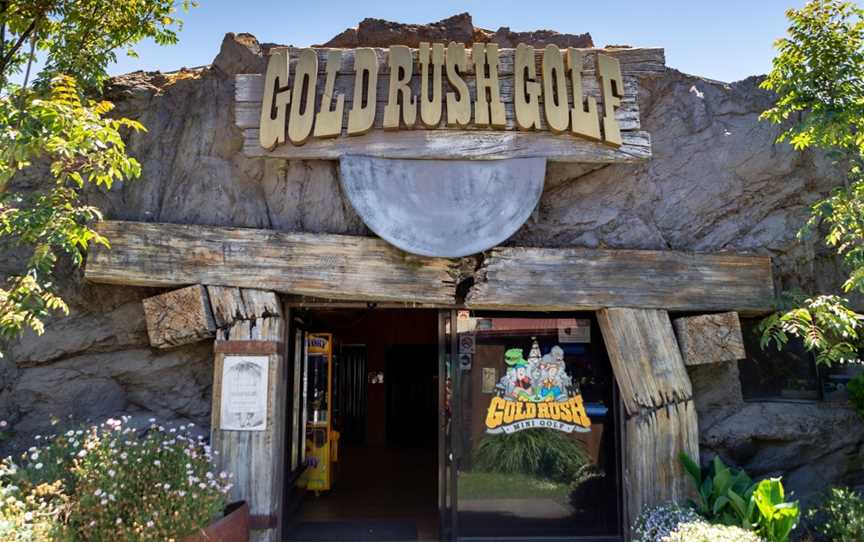 Gold Rush Indoor and Outdoor Mini Golf, Warrenheip, VIC