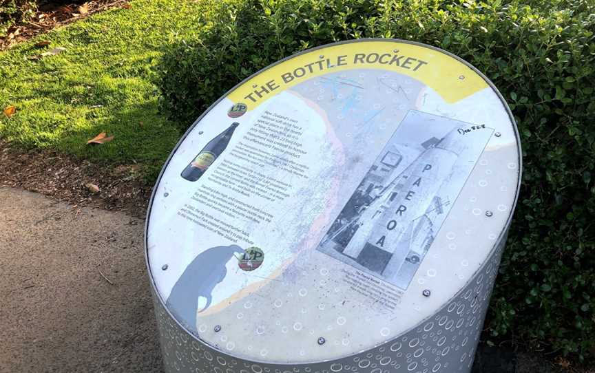 Giant Lemon & Paeroa Bottle, Paeroa, New Zealand