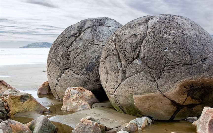 Moeraki Boulders Public Parking, Hampden, New Zealand