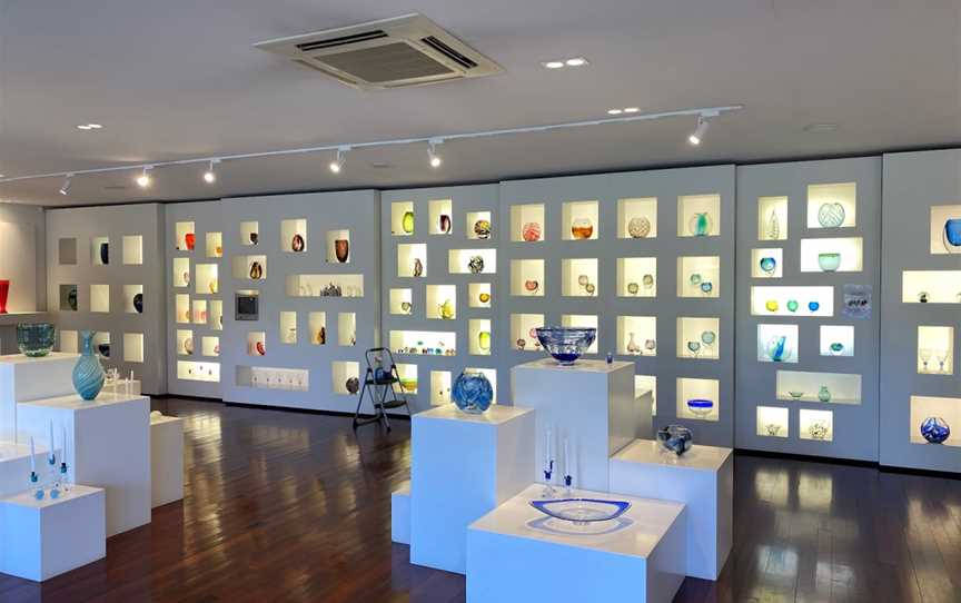 Höglund Art Glass Studio & Gallery, Appleby, New Zealand