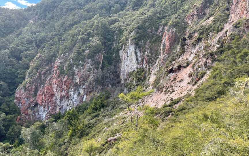 Rainbow Mountain Scenic Reserve, Waiotapu, New Zealand