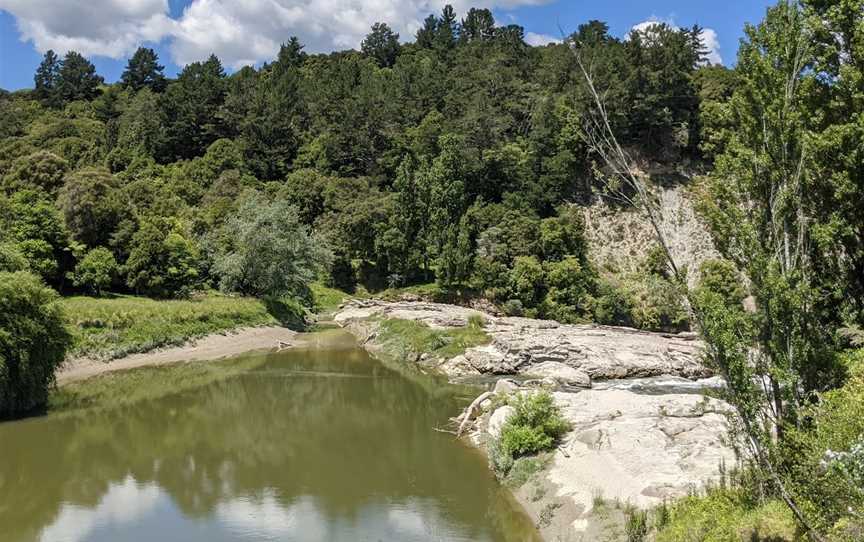 Te Reinga Falls, Wairoa, New Zealand