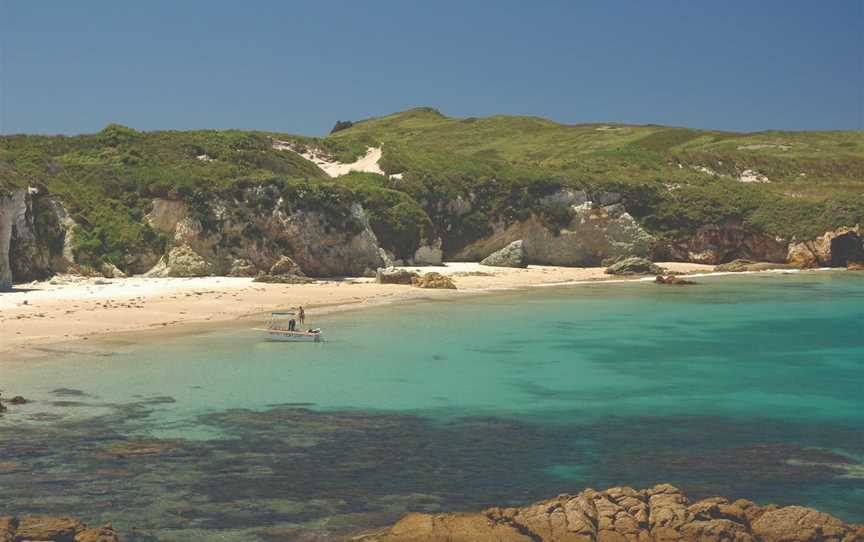 Broughton Island, Hawks Nest, NSW