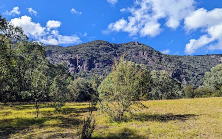 Blowering Cliffs Walking Track, Tumut, NSW