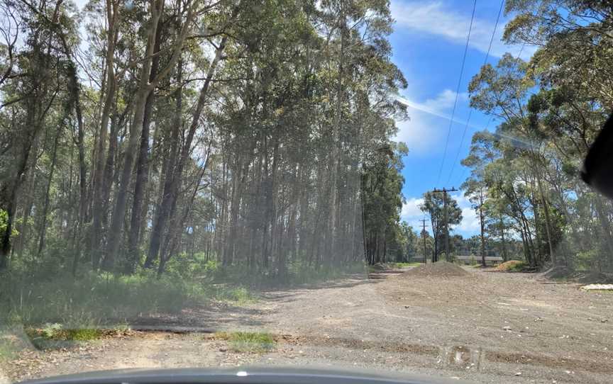 Wandandian Creek picnic area, Basin View, NSW