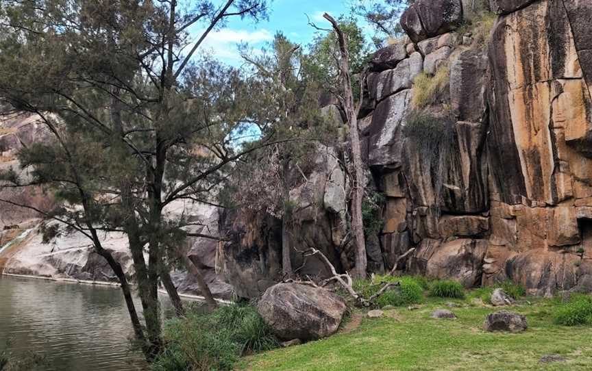 Coomba Falls, Maidenwell, QLD