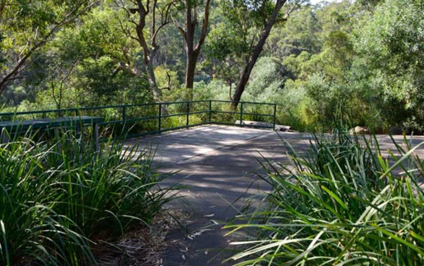 Simmos Beach Reserve, Macquarie Fields, NSW