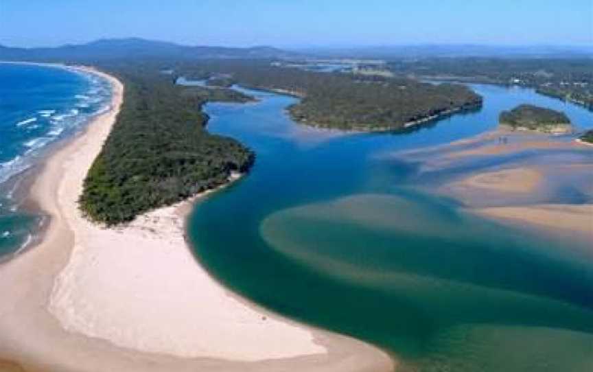 Gaagal Wanggaan (South Beach) National Park, Gumma, NSW