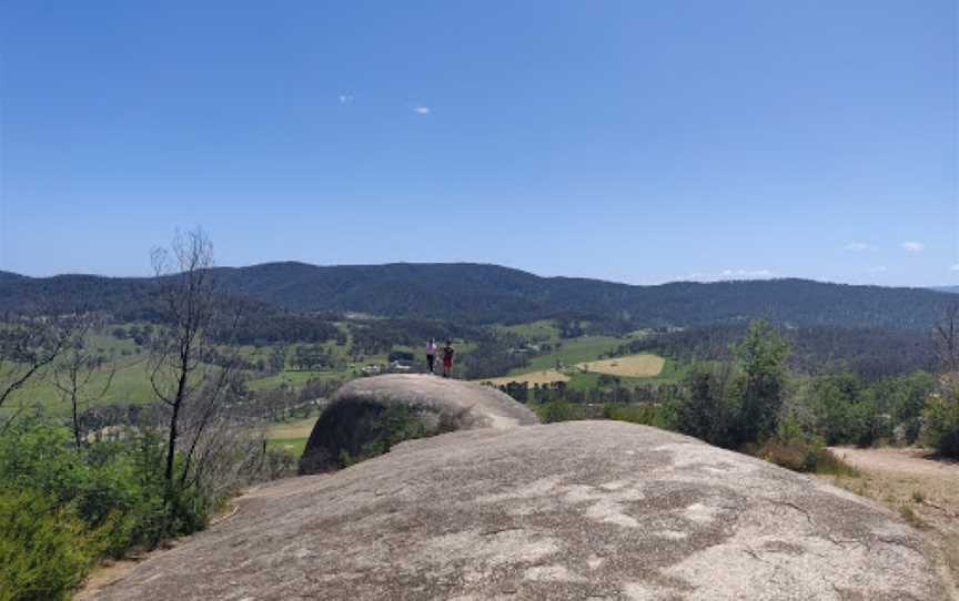 Mt Cannibal Flora and Fauna Reserve Walk, Garfield North, VIC