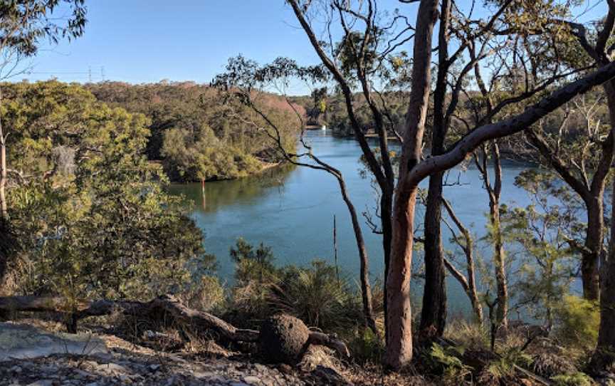 Yeramba Lagoon Loop Track, Picnic Point, NSW