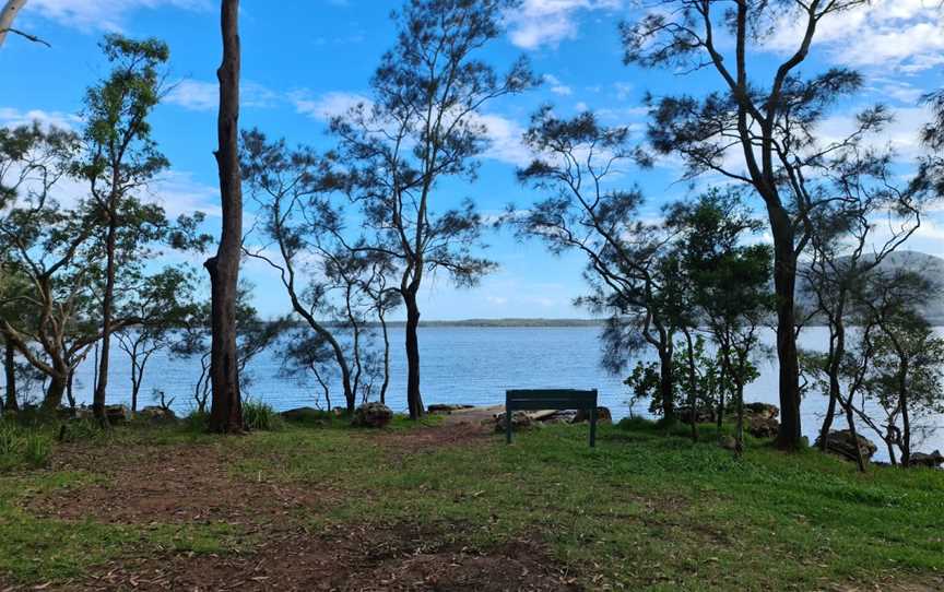 Queens Lake picnic area, Jolly Nose, NSW