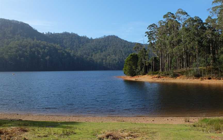 Lake Barrington, Wilmot, TAS