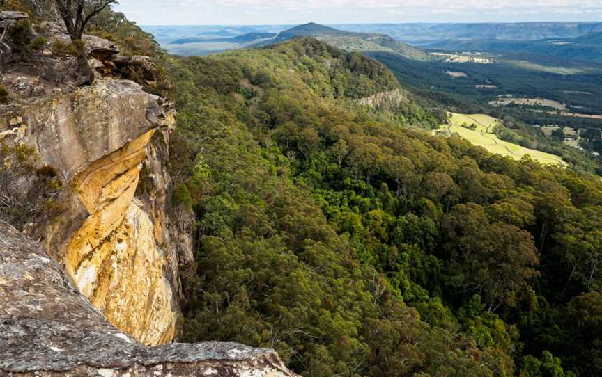 Red Rocks trig walking track, Browns Mountain, NSW