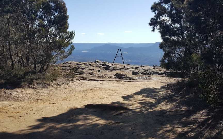 Red Rocks trig walking track, Browns Mountain, NSW