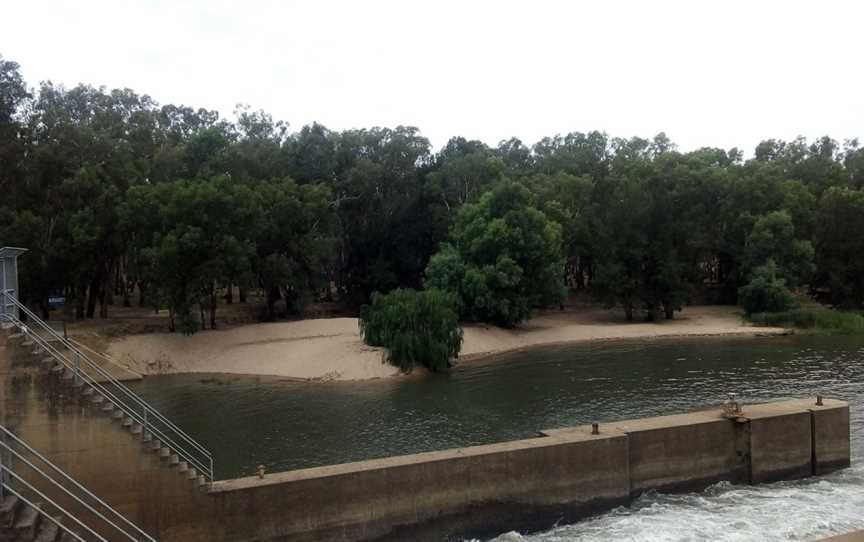 Berembed Weir, Grong Grong, NSW